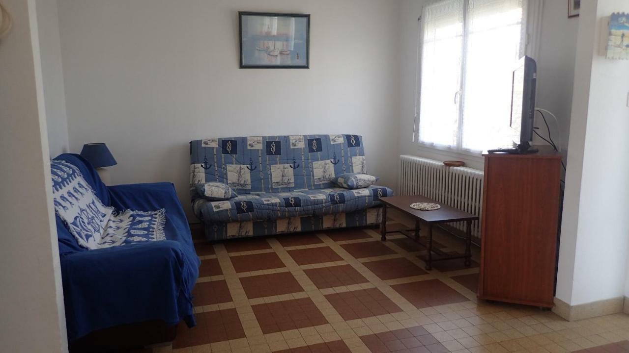 Maison Bord De Mer Сент-Илер-де-Рье Экстерьер фото